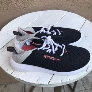 - Speedo water shoes for kid size 13/1